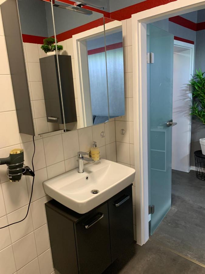 Exklusive Stadtwohnung Am Elbradweg: Best-Preis-Fewo Rathausblick 1 Fuer Max. 3 Pers. Inkl. Wlan, Prime Video & Self Check-In Wittenberge Zewnętrze zdjęcie