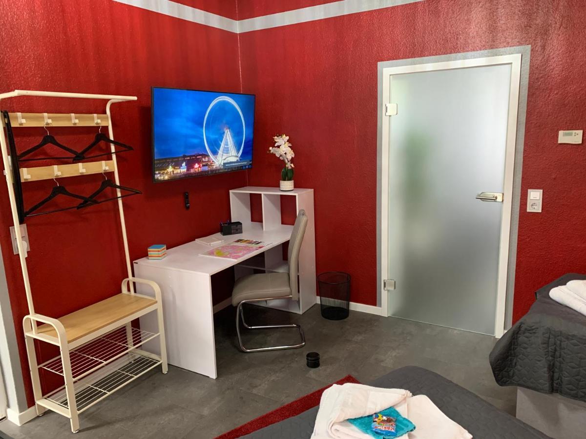 Exklusive Stadtwohnung Am Elbradweg: Best-Preis-Fewo Rathausblick 1 Fuer Max. 3 Pers. Inkl. Wlan, Prime Video & Self Check-In Wittenberge Zewnętrze zdjęcie